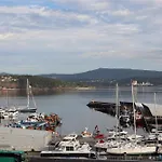 Port * Combarro